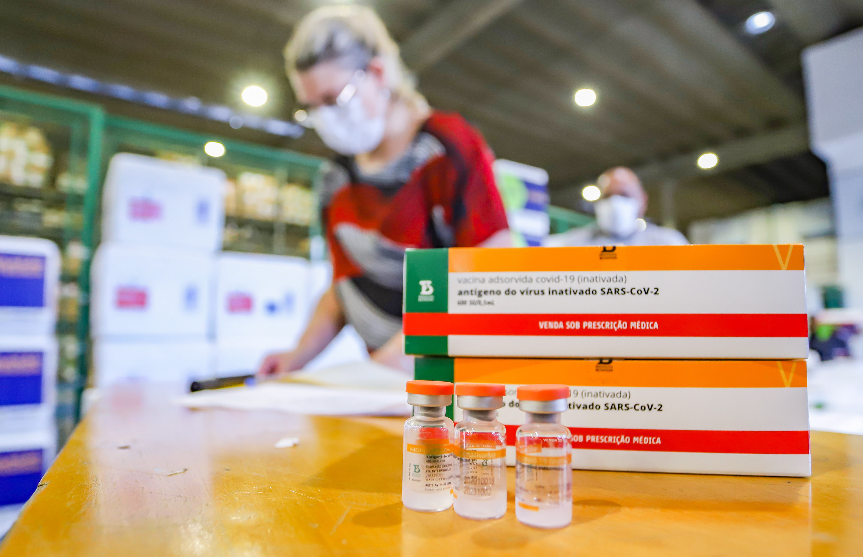 Curitiba recebe lote de vacinas anticovid para segunda dose - Prefeitura de  Curitiba