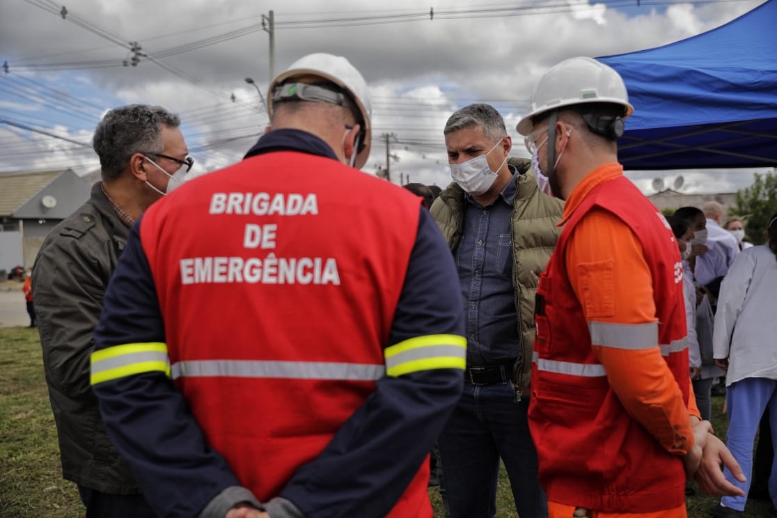 Moradores aprendem como agir em caso de acidente com oleoduto - Prefeitura  de Curitiba