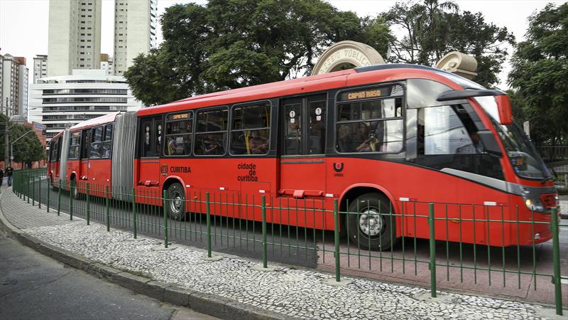 Ônibus circulam com no máximo 50% de ocupação de passageiros.
Foto: Luiz Costa /SMCS