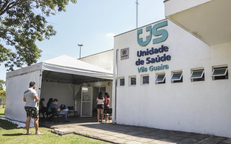 Quinze unidades de saúde funcionarão como PA neste sábado.
- Na imagem, US Vila Guaira. 
Foto: Hully Paiva/SMCS