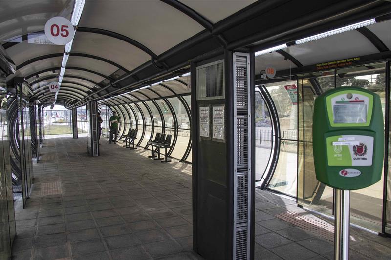 Prefeitura conclui mais um trecho de obras da Linha Verde Norte. Na imagem: Estação Tubo Fagundes Varela. Curitiba - 15/07/2021. Foto: Ricardo Marajó/SMCS