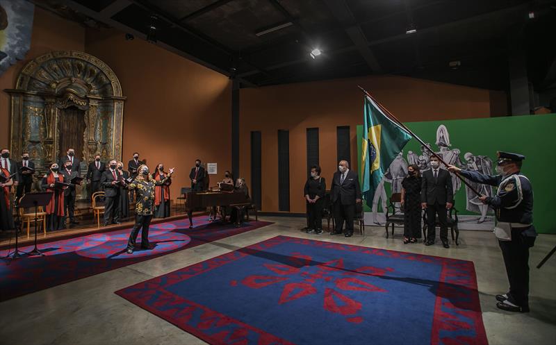 Cerimônia de entrega da Comenda Ordem da Luz dos Pinhais no Memorial de Curitiba. - Curitiba, 21/09/2021 - Foto: Daniel Castellano / SMCS
