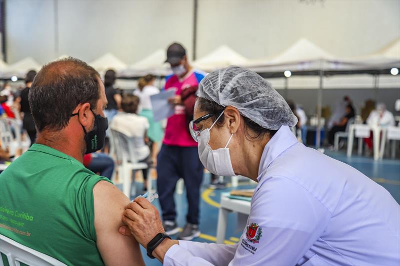 Saúde espera vacinar 23,5 mil moradores com segunda dose nesta semana. Foto: Daniel Castellano / SMCS