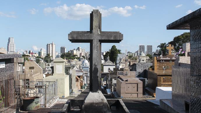 Cemitérios municipais fecham para visitação. Foto: Hully Paiva/SMCS