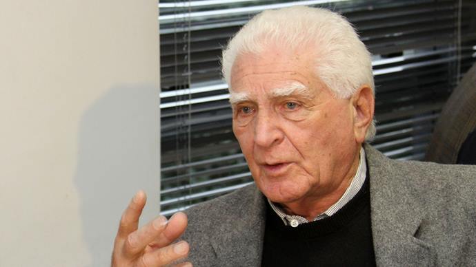 Ex-prefeito de Curitiba Saul Raiz, faleceu na noite de sexta-feira (3/12), aos 91 anos. Foto: Cesar Brustolin/SMCS (arquivo)
