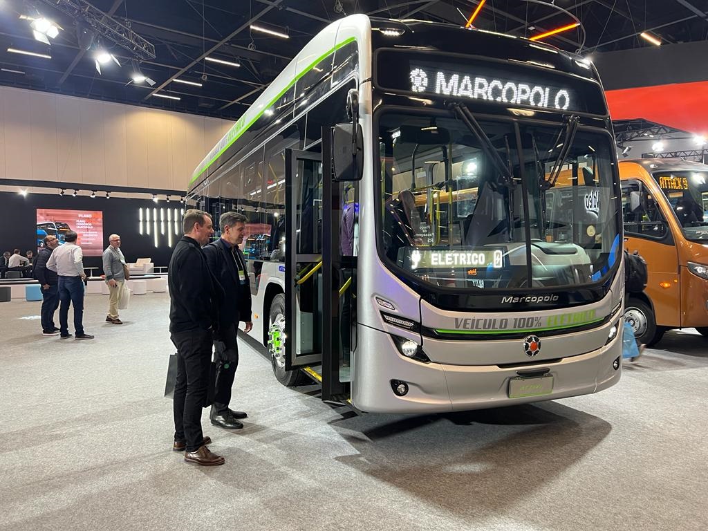 Curitiba estuda modelos de ônibus elétricos no maior evento latino-americano de mobilidade - Prefeitura de Curitiba Curitiba estuda modelos de ônibus elétricos no maior evento latino-americano de mobilidade - Prefeitura de Curitiba