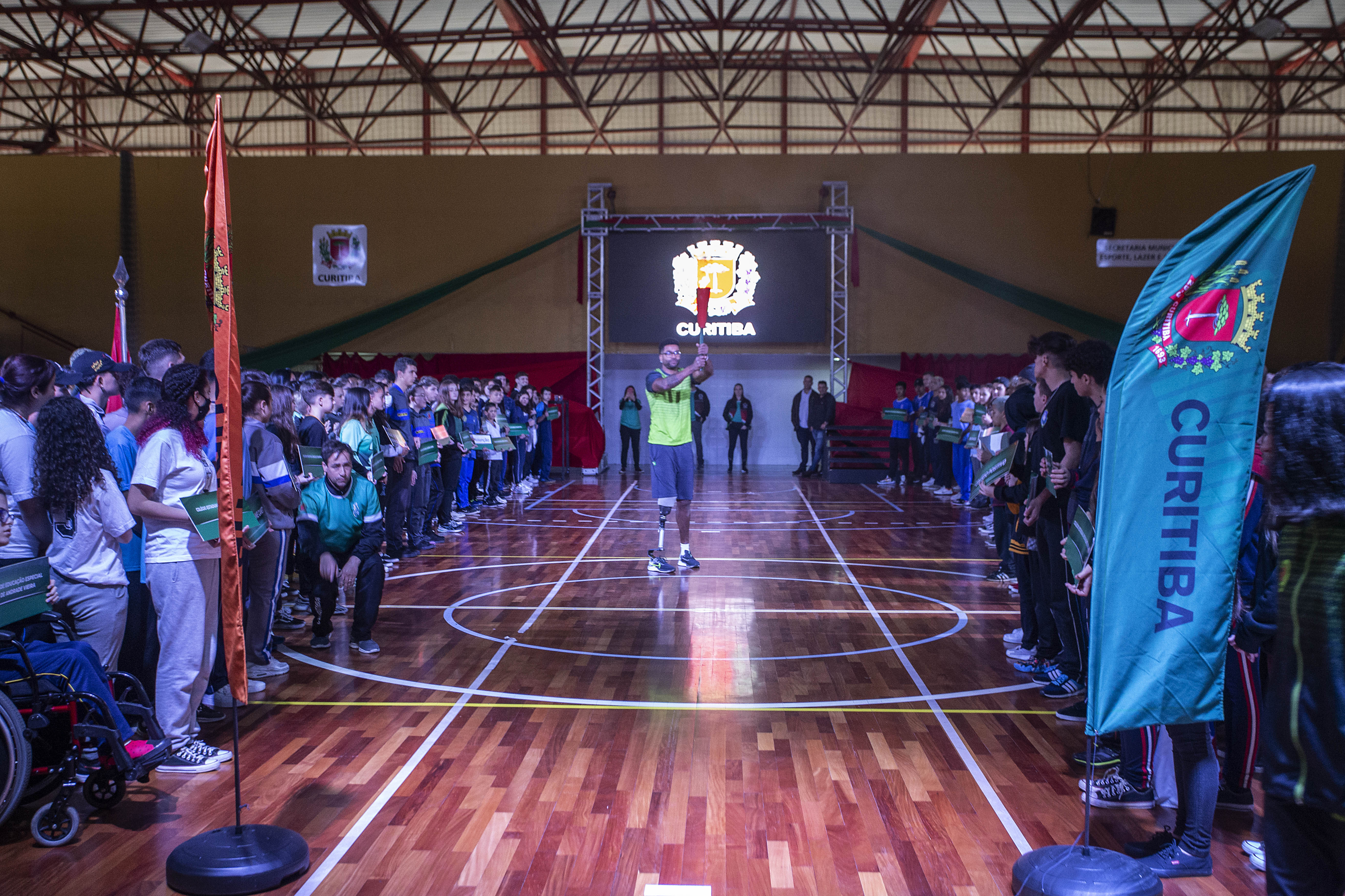 Xadrez nas escolas leva 700 estudantes da rede municipal para a Copa  Curitiba - Prefeitura de Curitiba