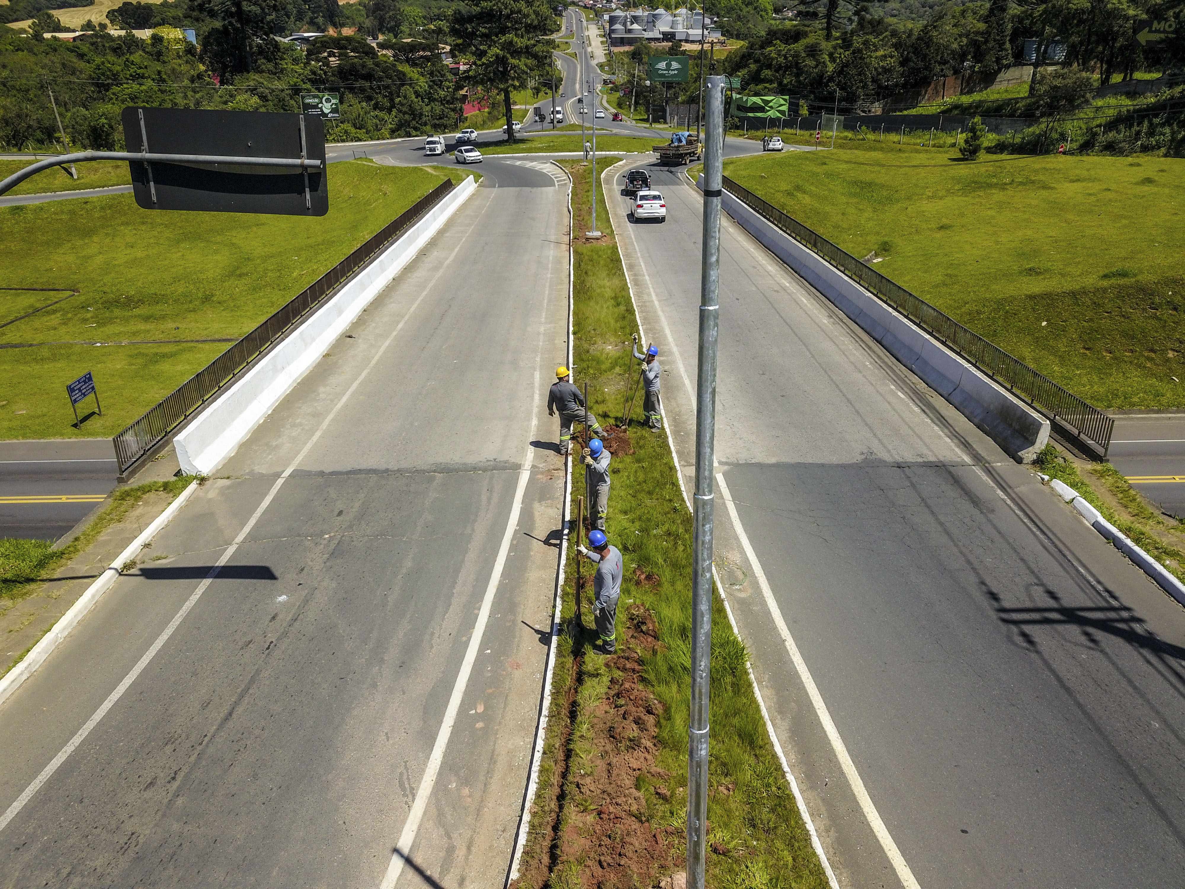 Trecho urbano da BR-277 ganha nova iluminação em tecnologia LED -  Prefeitura de Curitiba