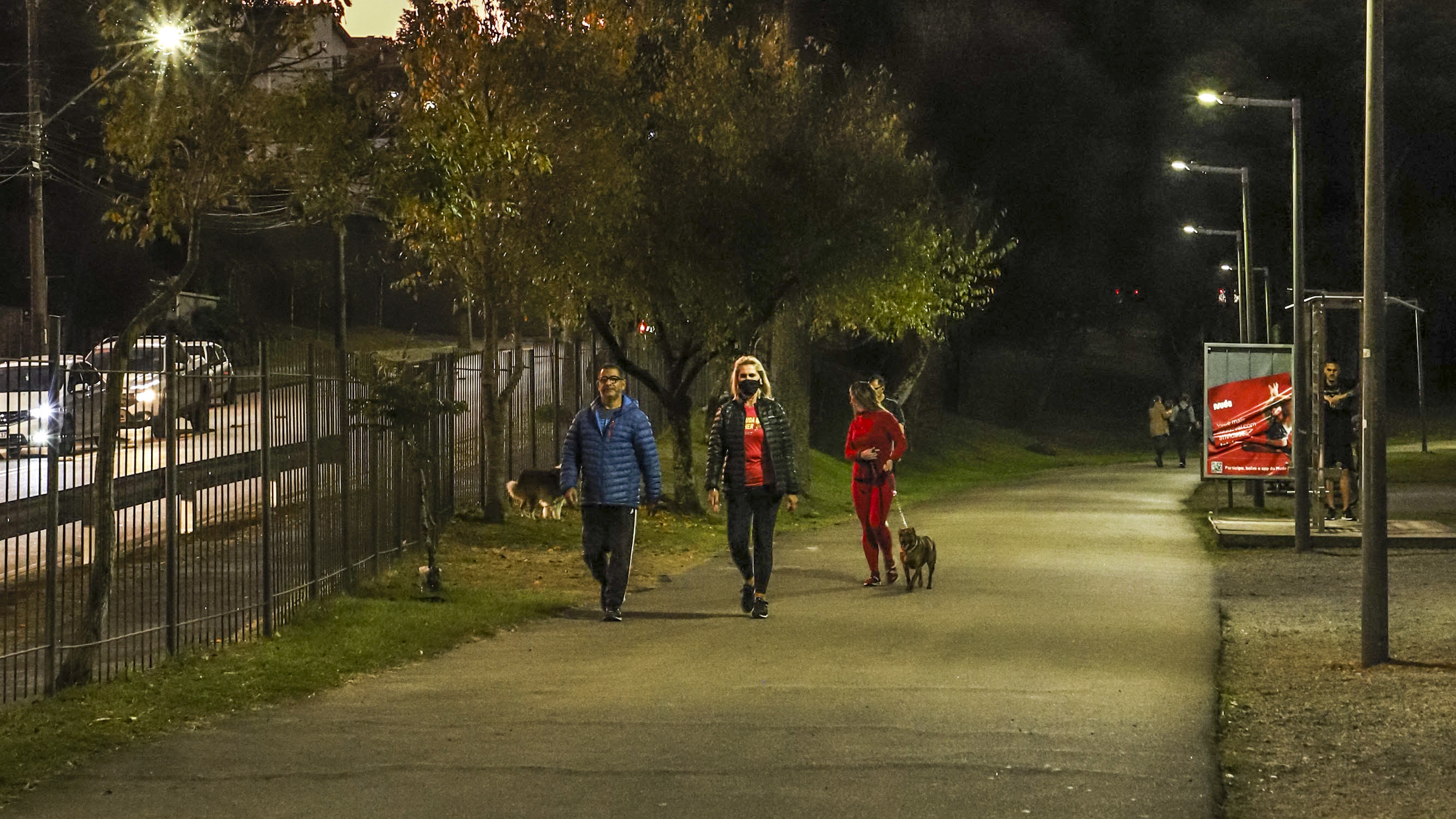 Trecho urbano da BR-277 ganha nova iluminação em tecnologia LED -  Prefeitura de Curitiba