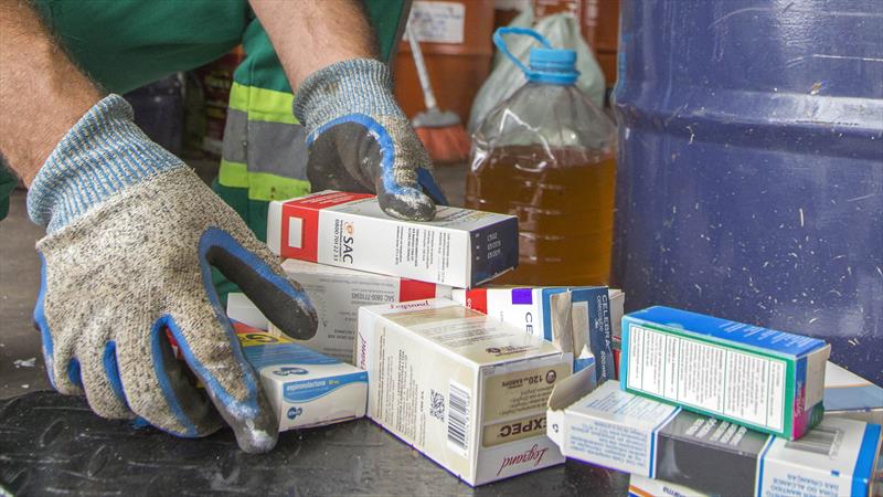 Curitiba divulga calendário de coleta de Lixo Tóxico para 2022.
Foto: Valdecir Galor/SMCS (ARQUIVO)