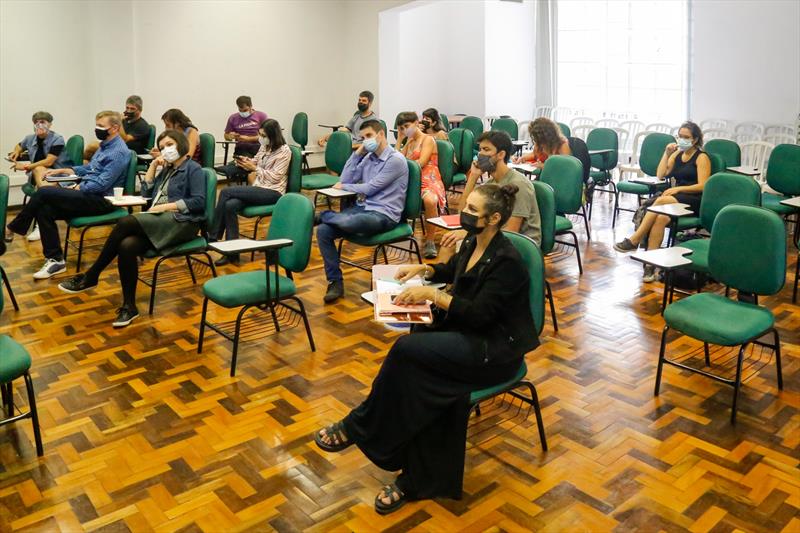 A Cohab recebeu a visita de representantes do Projeto HABITAR da Argentina.
Curitiba, 17/01/2021
Foto: Rafael Silva
