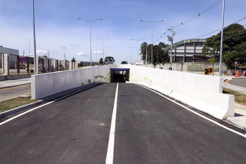 Veja como vai ficar o trânsito na região da trincheira da Rua Fúlvio José Alice.
Curitiba, 30/03/2022. 
Foto: Lucilia Guimarães/SMCS