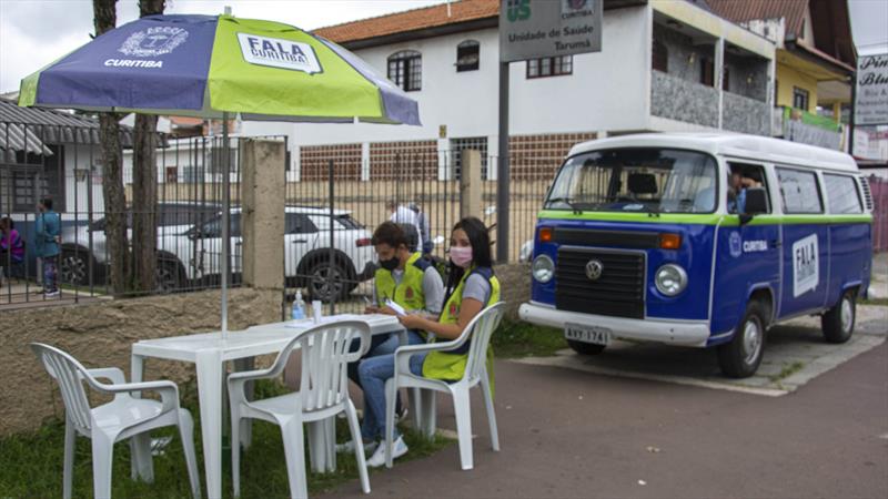 O Fala Curitiba é para resolver questões que exigem maior planejamento.
Foto: Levy Ferreira/SMCS
