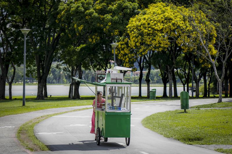 Prefeitura abre Vagas para Comércio Ambulante em Parques e na área central de Curitiba.
Foto: Pedro Ribas/SMCS