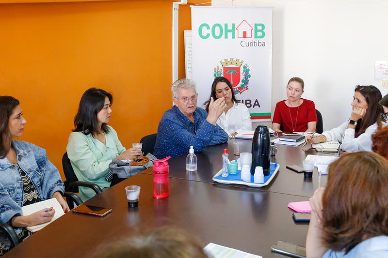 Reunião com técnicos da prefeitura que participam do projeto Bairro Novo do Caximba.
Curitiba, 27/04/2022.
Foto: Rafael Silva