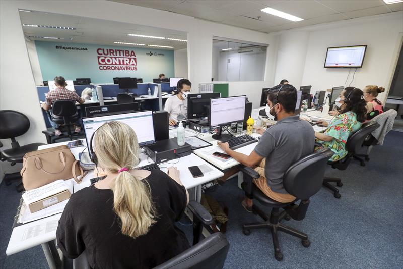 Central 3350-9000 atende por telefone pessoas com sintomas respiratórios. Foto: Lucilia Guimarães/SMCS