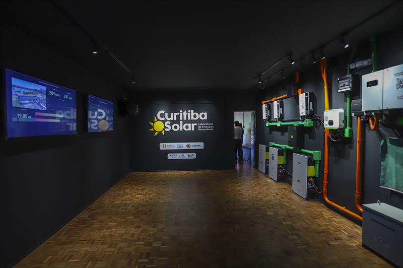 Inauguração do Espaço Curitiba Solar, anexo ao salão de Atos no Parque Barigui - Curitiba, 06/05/2022 - Foto: Daniel Castellano / SMCS
