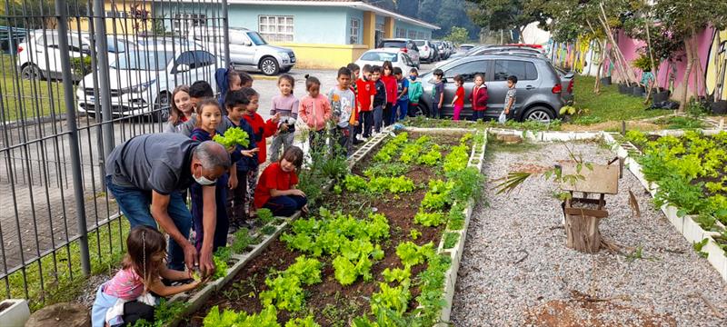 Cohab promove educação ambiental para crianças do Caximba.
Curitiba, 16/05/2022
Foto Divulgação Cohab