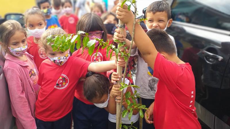 Cohab promove educação ambiental para crianças do Caximba.
Curitiba, 16/05/2022
Foto Divulgação Cohab