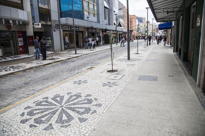 Calçadas da rua Voluntários da Pátria.  Foto: Pedro Ribas/SMCS