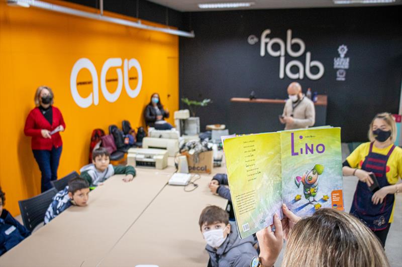 Estudantes com altas habilidades participam de oficina no Fab Lab.
Curitiba, 22/06/2022.
Foto: Andre Wormsbecker