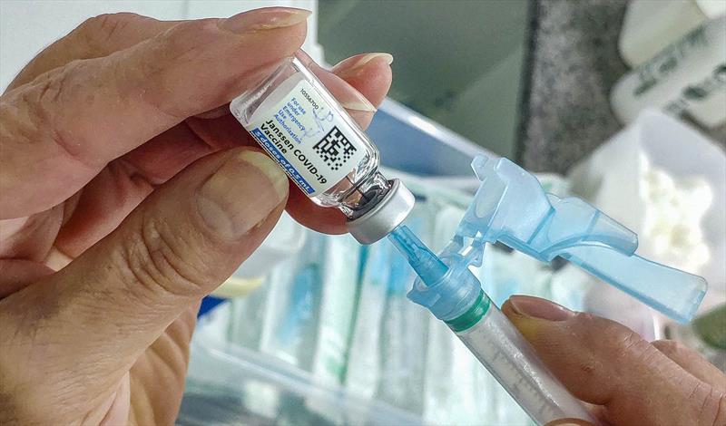 Vacinados com Janssen de 18 a 39 anos são convocados para 2º reforço. Foto: Daniel Castellano / SMCS