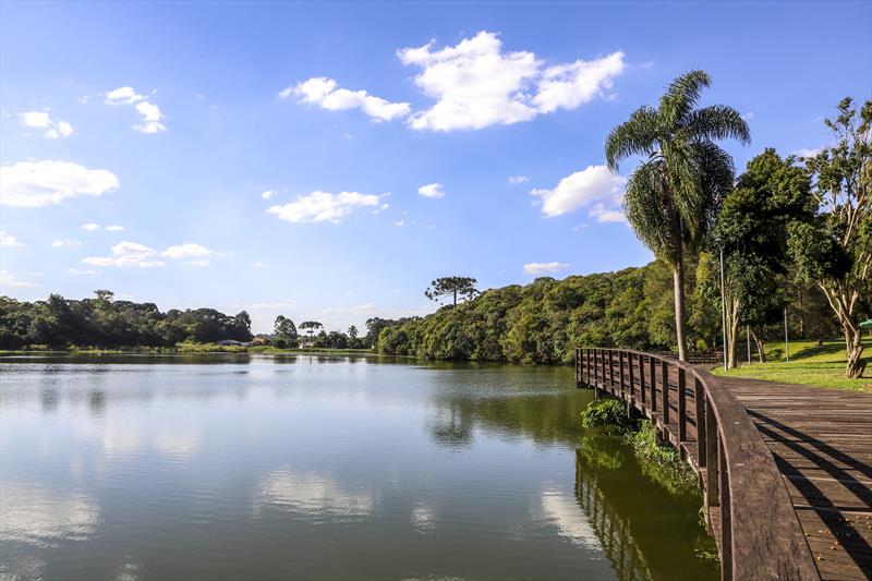 Faróis, parques e Fazenda Urbana oferecem opções gratuitas e diversificadas.
- Na imagem, Parque Lago Azul. 
Foto: Hully Paiva/SMCS