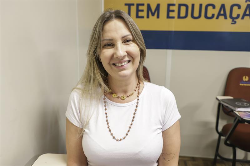 Aulas presenciais do programa Bom Negócio. Na imagem, Claudia Mendes, sócia da empresa Cuty Cookies. Curitiba, 19/07/2022. Foto: Hully Paiva/SMCS