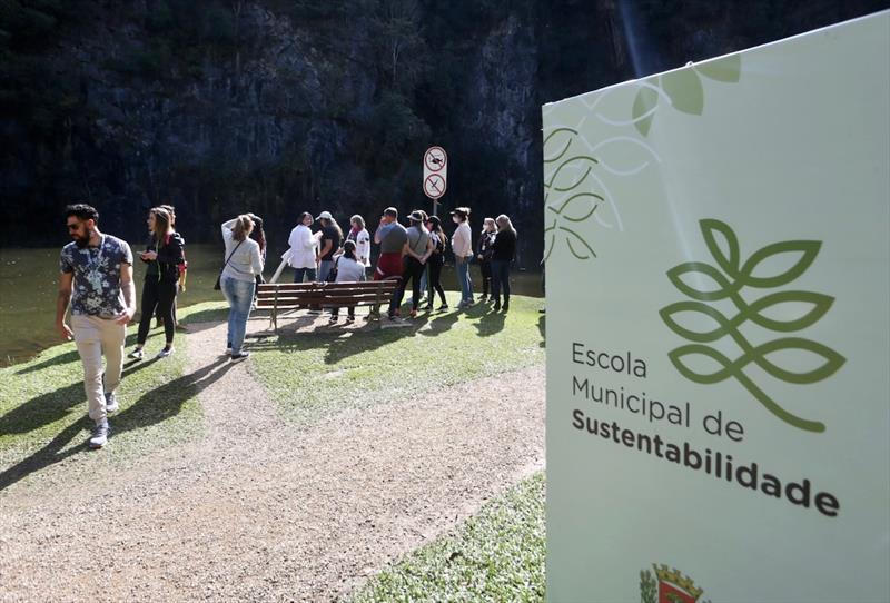 Início das atividades para professores na Escola de Sustentabilidade. Foto: Luis Costa/SMCS