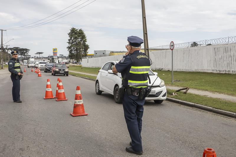 Operação de fiscalização de veículos com a Setran. Curitiba, 05/08/2022. Foto: Hully Paiva/SMCS