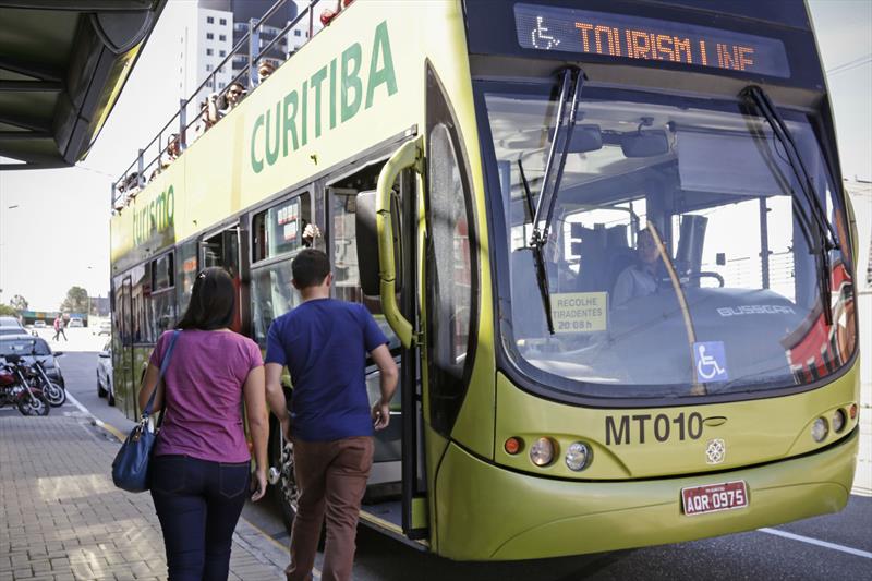 A Linha Turismo, que percorre 26 atrativos turísticos da cidade, teve 25.003 passageiros pagantes em julho.
Foto: Luiz Costa/SMCS
