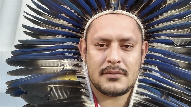 Suélio Fàg Fy, artesão caingangue que participa da caravana: "Cada artesanato tem sua história".
Foto: Divulgação