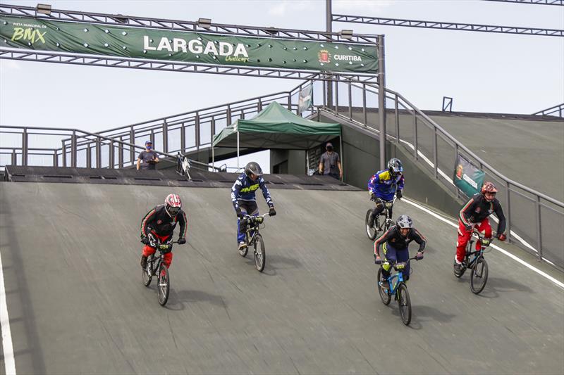 Festival de BMX vai agitar o Parque Olímpico do Cajuru no próximo sábado. Foto: Pedro Ribas/SMCS