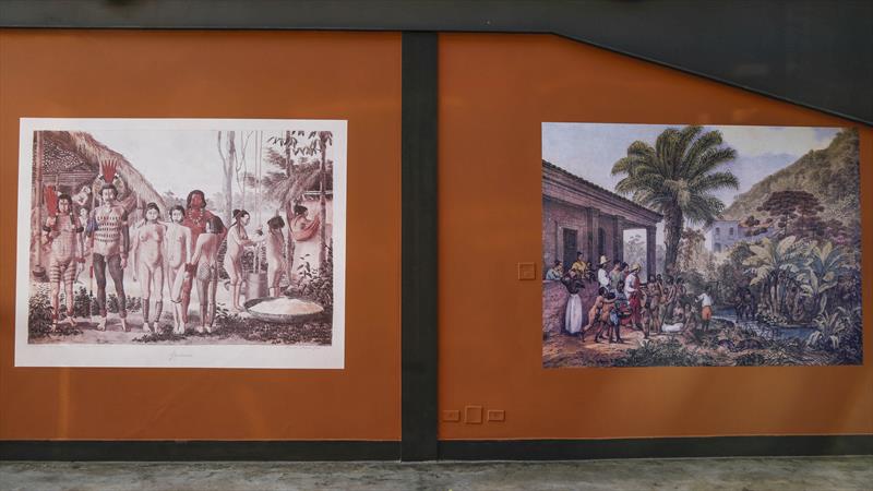 Com arte, cultura e história, Curitiba celebra os 200 anos da Independência do Brasil.
- Na imagem, Exposição de gravuras de Jean Baptiste Debret, no Memorial de Curitiba. 
Foto: Pedro Ribas/SMCS