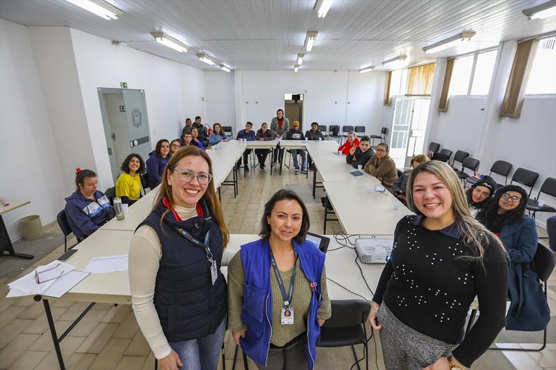 Palestras Programa Aprendiz FAS no Departamento dos Direitos da Pessoa com Deficiência - Curitiba, 19/09/2022 - Foto: Daniel Castellano / SMCS