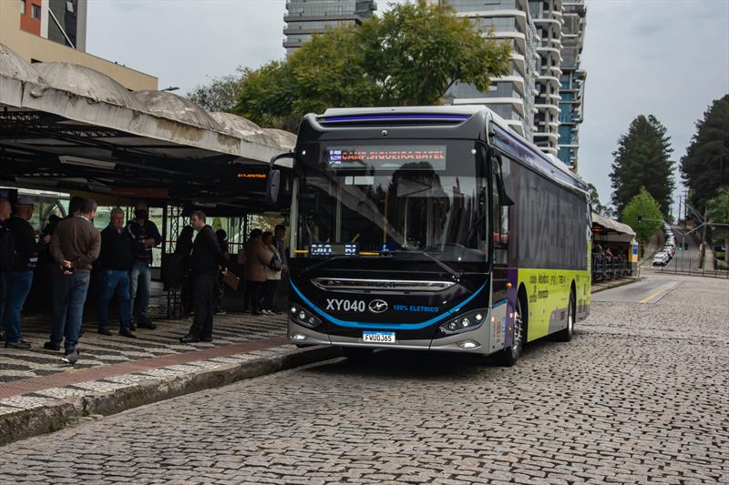 Fim de semana tem último passeio gratuito no ônibus elétrico.
Foto: Levy Ferreira/SMCS