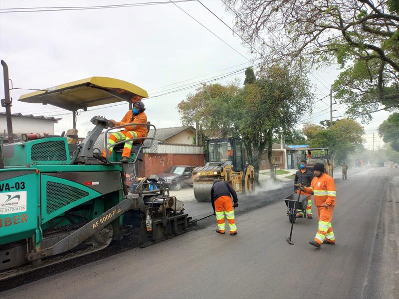 Obras de fresa e recape do asfalto da rua Ulisses Vieira no bairro Santa Quitéria - Curitiba, 29/09/2022 - Foto: Divulgação / SMCS
