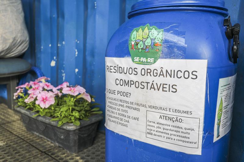 Prefeitura instala caixas de compostagem comunitária no Ecoponto do Cajuru - Curitiba, 05/10/2022 - Foto: Daniel Castellano / SMCS