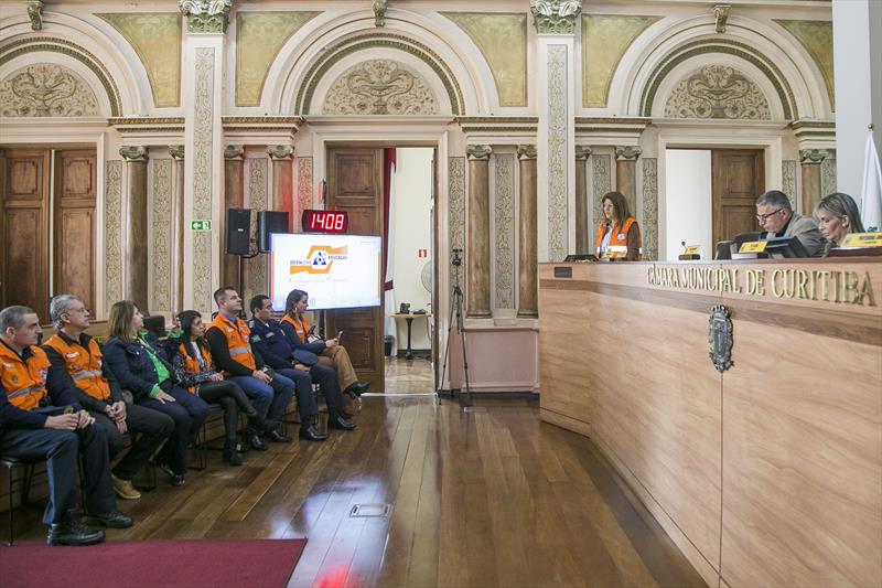 A secretária da Educação, Maria Silvia Bacila, apresenta na Câmara Municipal, o programa Conhecer para Prevenir. Curitiba, 19/10/2022. Foto: Pedro Ribas/SMCS
