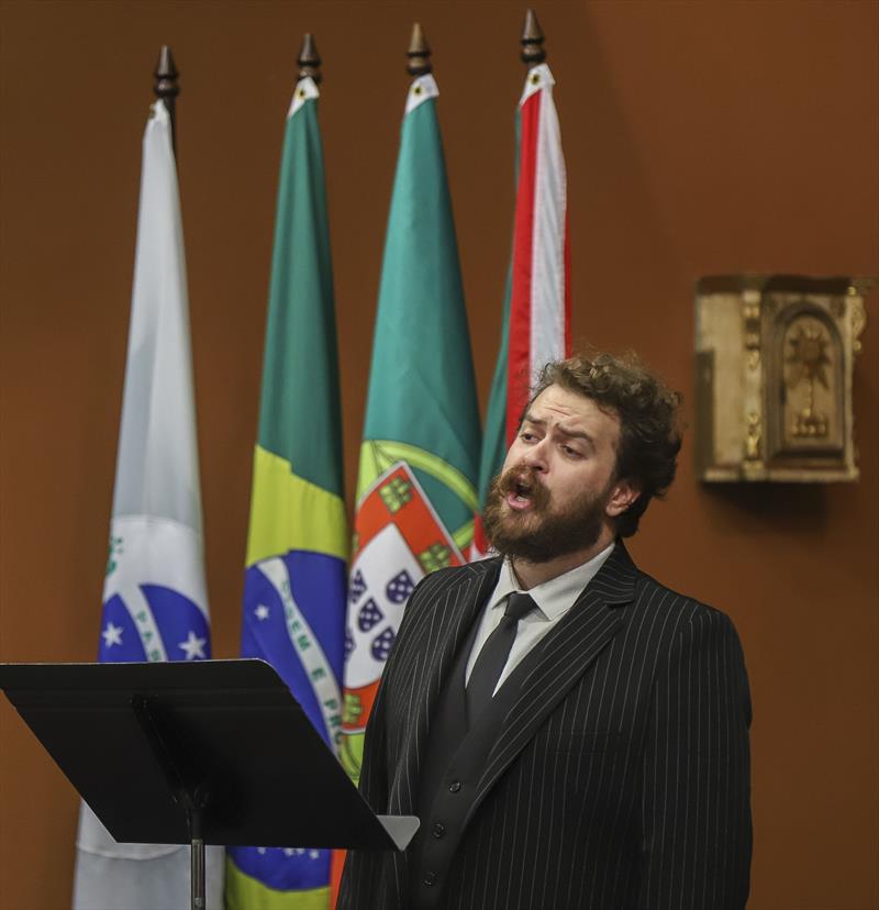 Embaixador de Portugal no Brasil Luís Filipe Melo e Faro Ramos visita Curitiba e é recebido pelo Prefeito em exercício Eduardo Pimentel em evento no Memorial de Curitiba - Curitiba, 21/10/2022 - Foto: Daniel Castellano / SMCS