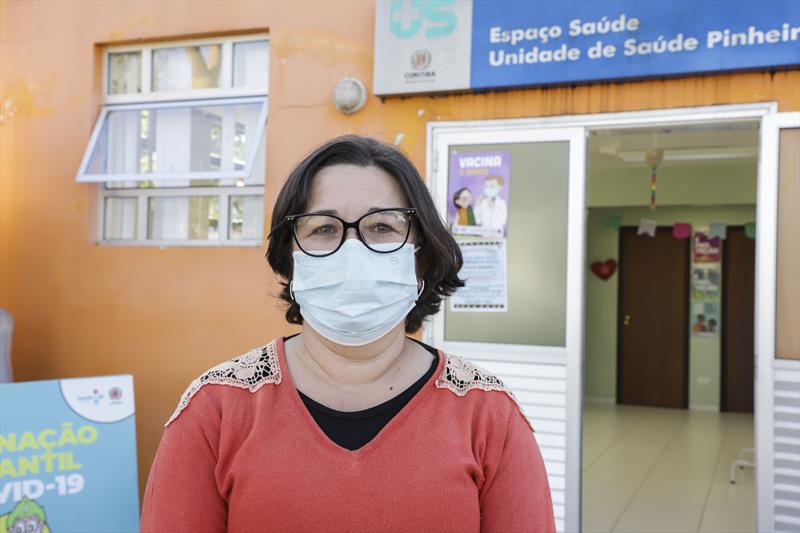 Com aumentos de casos respiratórios, Saúde reforça a recomendação de uso de máscara. Na imagem, Kelly Cristina Pereira da Silva. Foto: Hully Paiva/SMCS