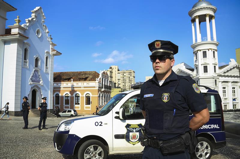 Guarda Municipal reforça a segurança durante o Natal de Curitiba.
Foto: Luiz Costa/SMCS