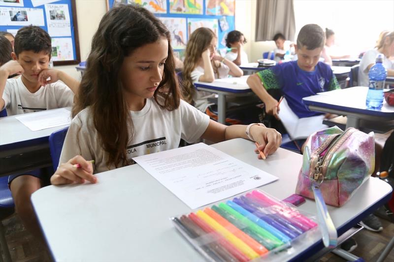 16,3 mil estudantes do 4º e 8º ano do Ensino Fundamental de escolas municipais participam da Prova Curitiba.
Curitiba, 21/11/2022.
Foto: Luiz Costa/SMCS