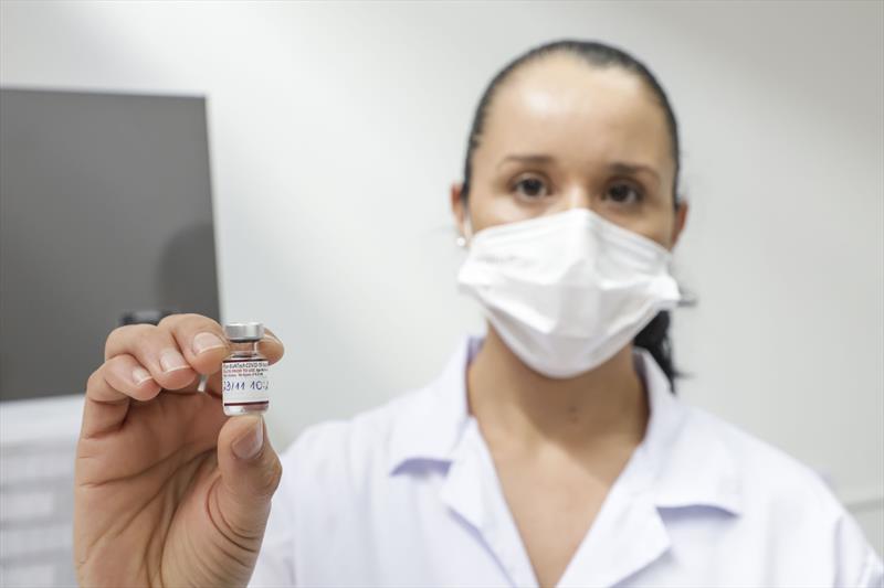 Saúde amplia vacinação contra covid para bebês sem comorbidades. Curitiba, 23/11/2022. Foto: Hully Paiva/SMCS