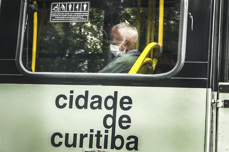 Uso máscara volta a ser indispensável diante do aumento de casos de covid-19.
Foto: Luiz Costa /SMCS