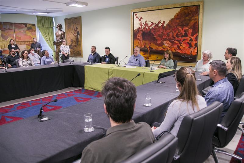 Prefeito Rafael Greca dá as boas vindas aos novos servidores municipais. Curitiba, 24/11/2022. Foto: Pedro Ribas/SMCS
