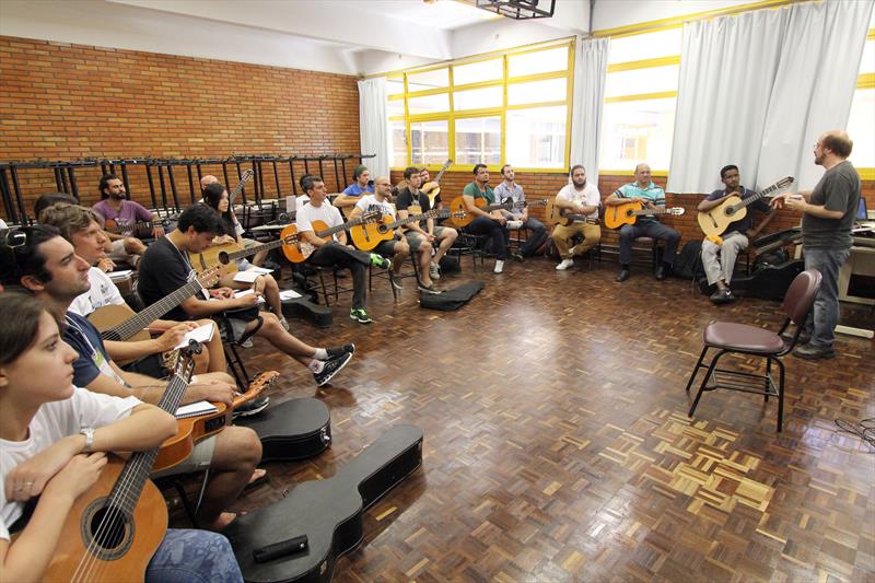 Últimos dias para inscrições nos cursos da Oficina de Música de Curitiba.
Foto: Alice Rodrigues/FCC