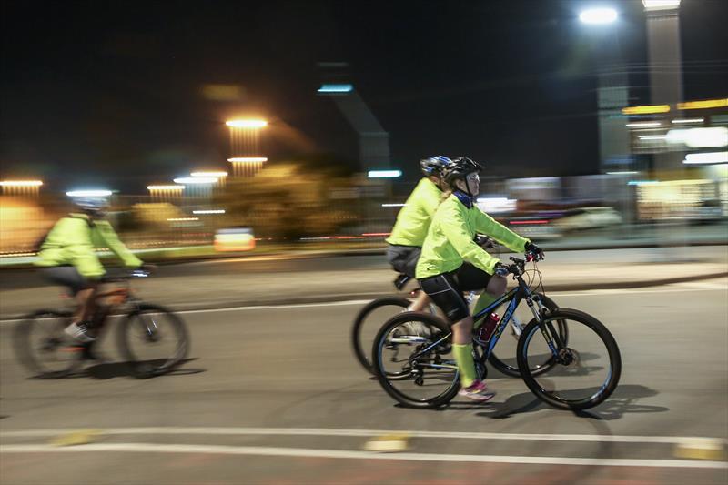 Curitiba terá o inédito Pedala de Natal, durante três dias, a partir de quarta-feira (14/12). Foto: Luiz Costa /SMCS