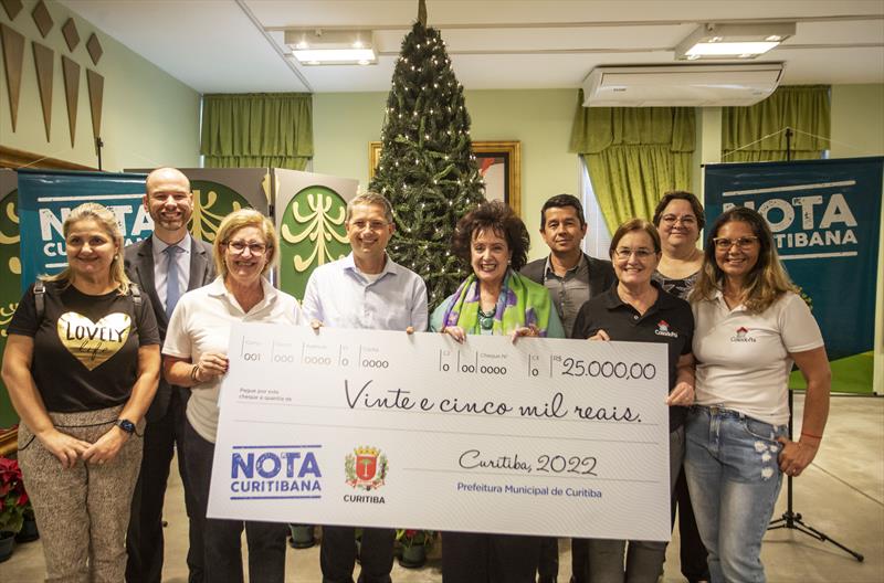 Prêmio especial de Natal do Nota Curitibana para a Associação Casa Do Pai. Curitiba, 13/12/2022. Foto: Ricardo Marajó/SMCS