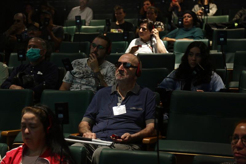 Sessão de cinema inlcusva no Cine Passeio. Curitiba, 11/10/2022. Foto: Cido Marqes/FCC